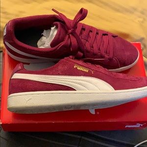 Puma Vikky SFoam (Sz 9 in women)